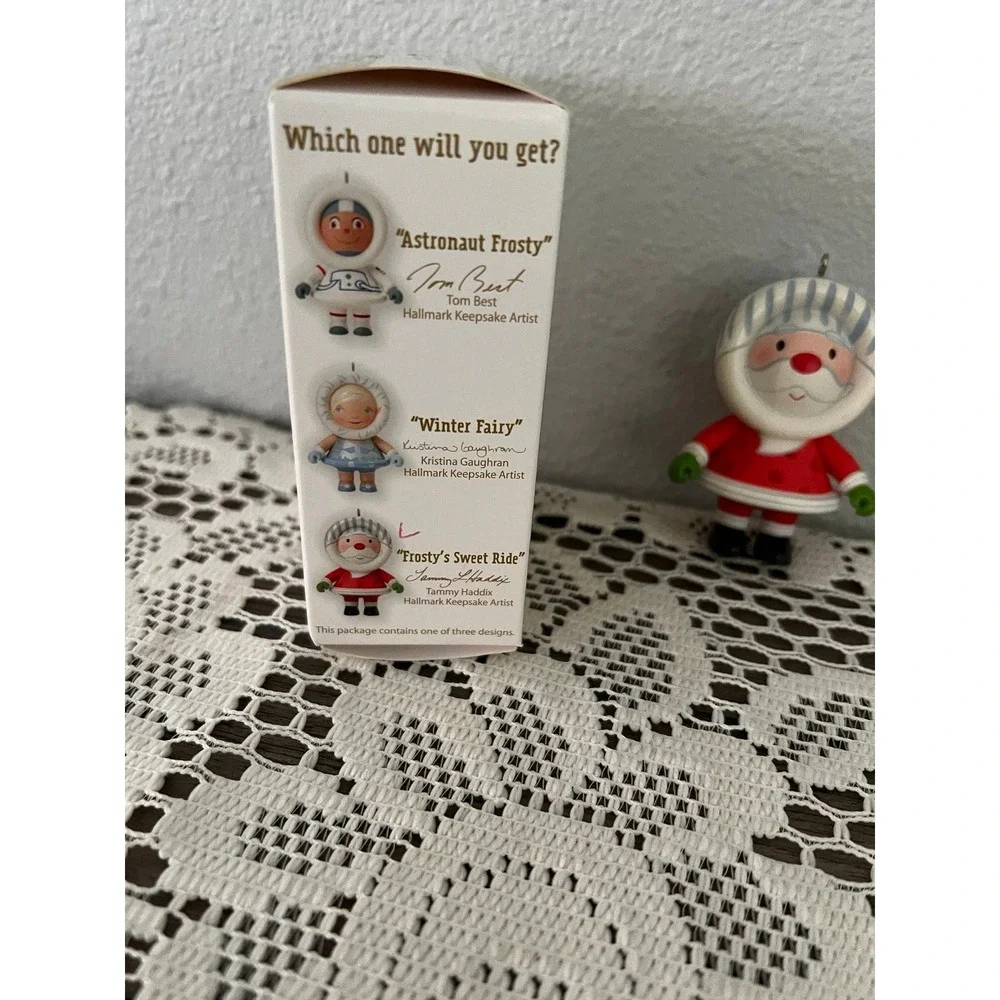Hallmark 2012 Mystery Ornament . This box contains 